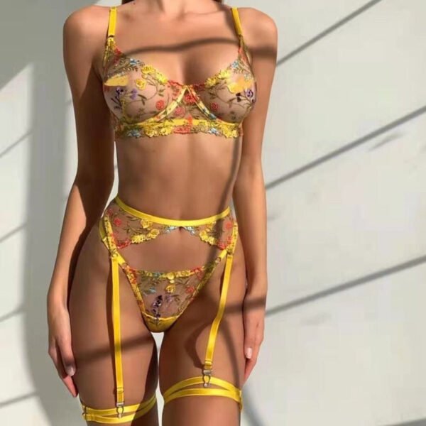 Aurora's Yellow Floral Set - Image 3