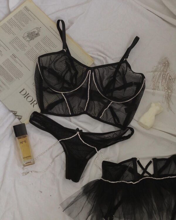 Classy And Graceful Lingerie - Image 7