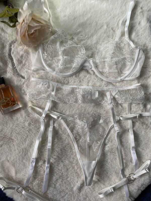 Georgia White Lace Lingerie Set - Image 3