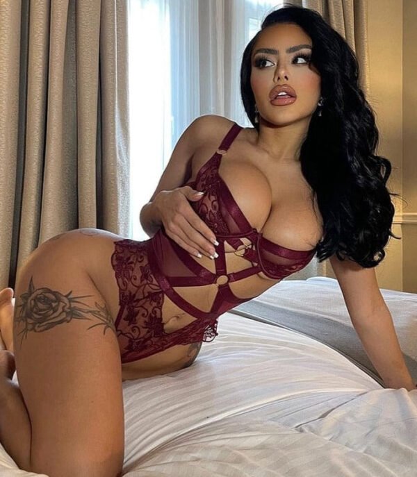 Speechless Cut Out Sheer Bodysuit - Image 2