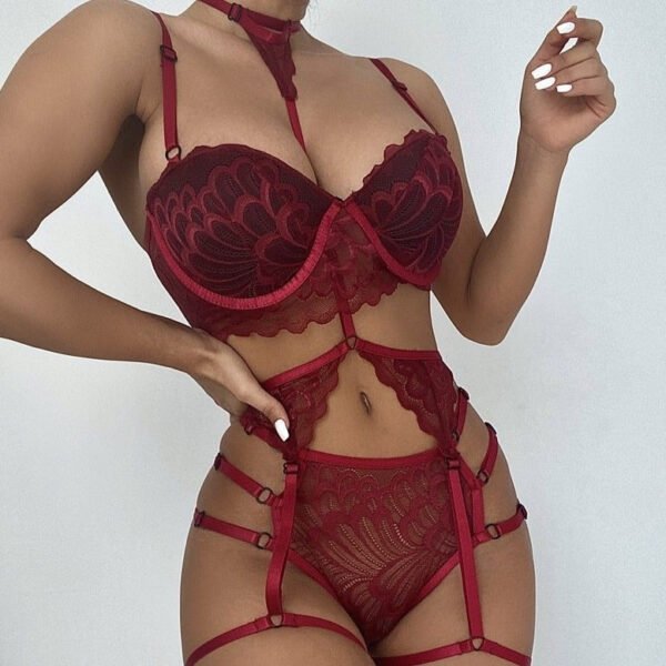 Xoana's Sexy Lace Set - Image 4