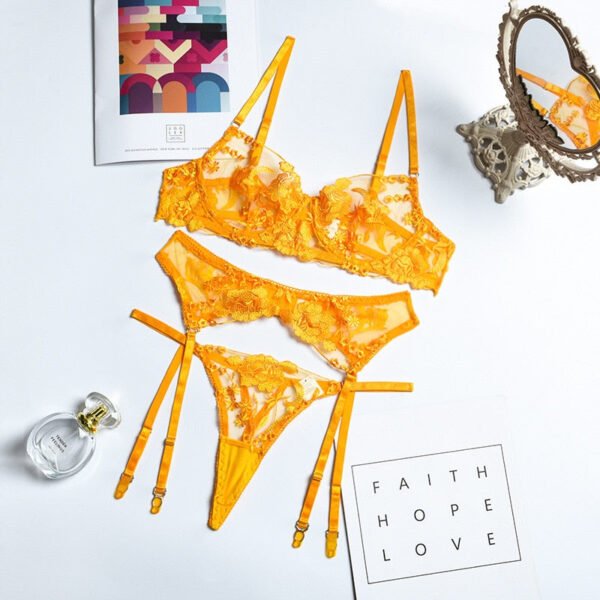 Nora Lingerie Set - Image 10